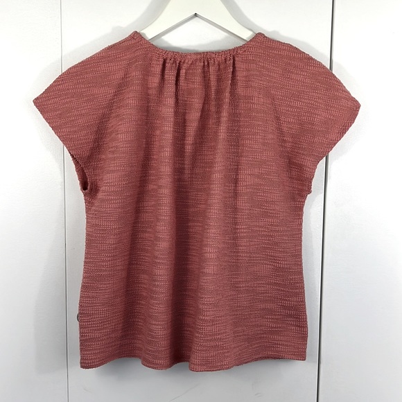 Madewell dusty rose textured top in Standard size Medium - Picture 3 of 5
